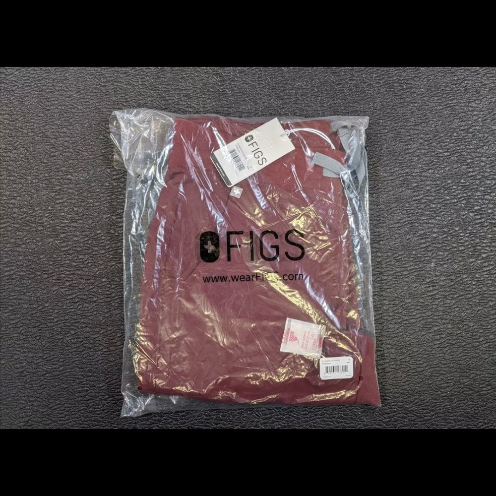NWT Wine Figs